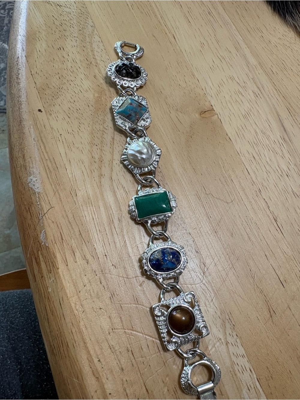 B128 1960's Sarah Coventry Hapoy Holidays Bracelet